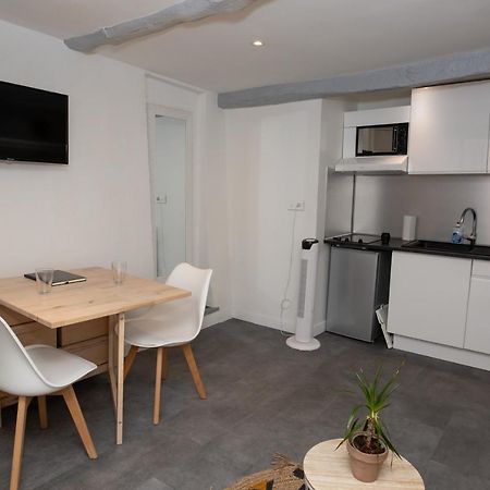 Studio Cosy Dans Centre Historique Avec Parking Apartment กราส ภายนอก รูปภาพ