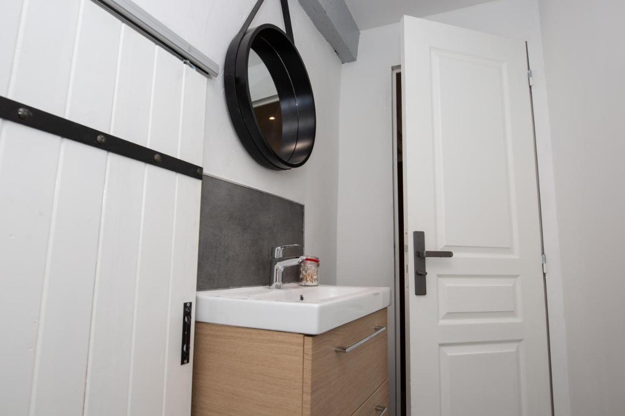 Studio Cosy Dans Centre Historique Avec Parking Apartment กราส ภายนอก รูปภาพ